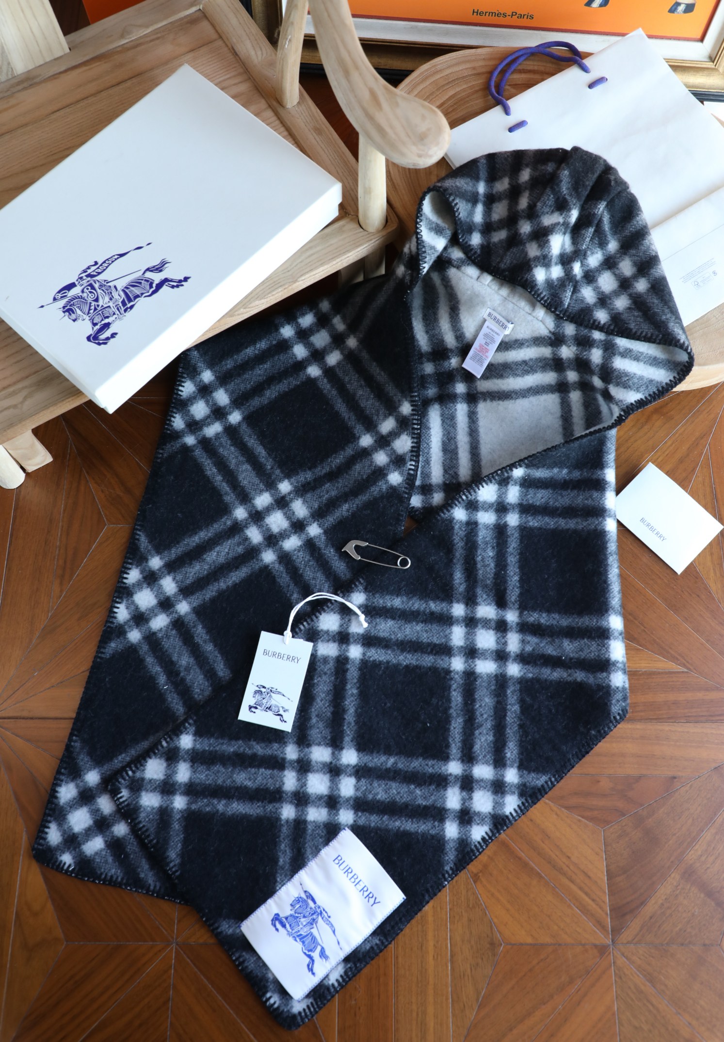 Burberry 升级版质量 别针10