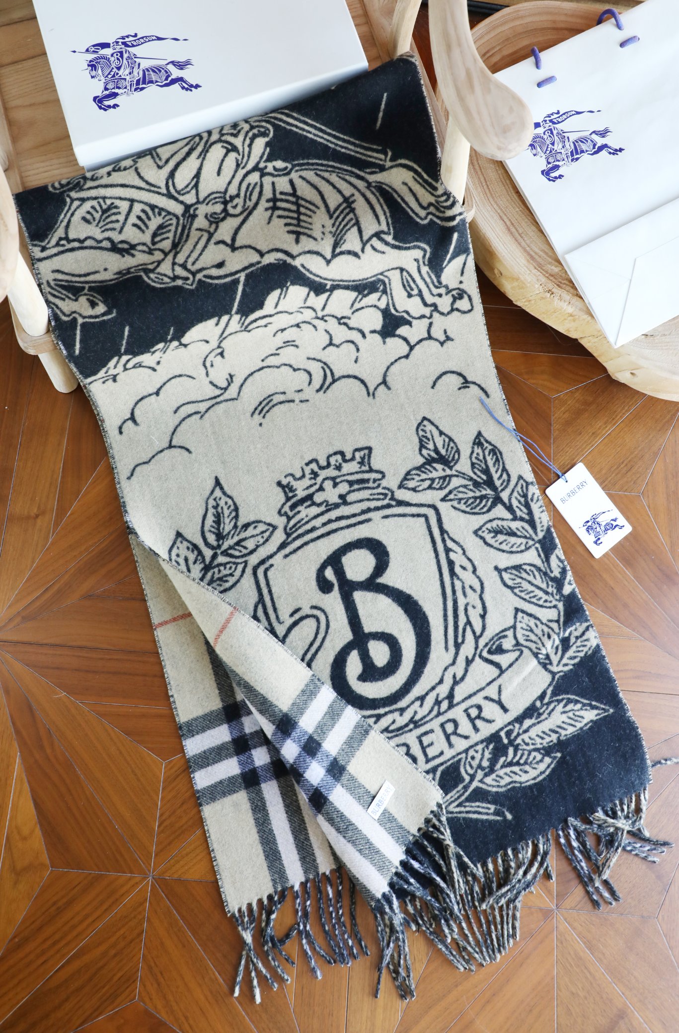 Burberry b战马 披肩