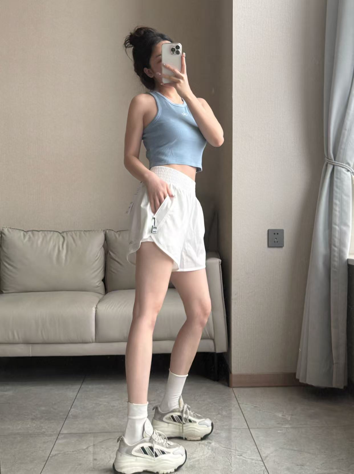Alo shorts everyday white