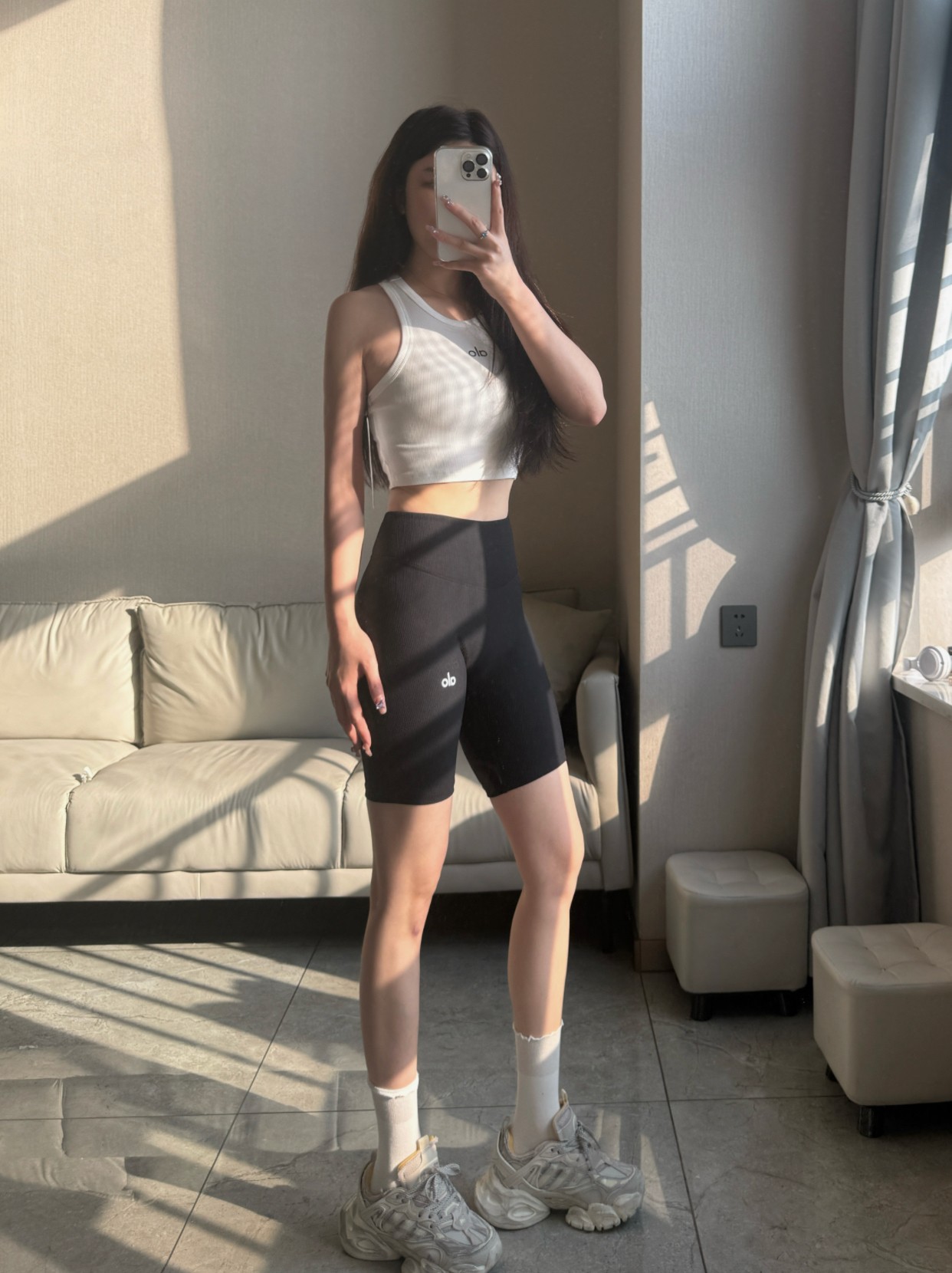 Alo shorts training black yoga