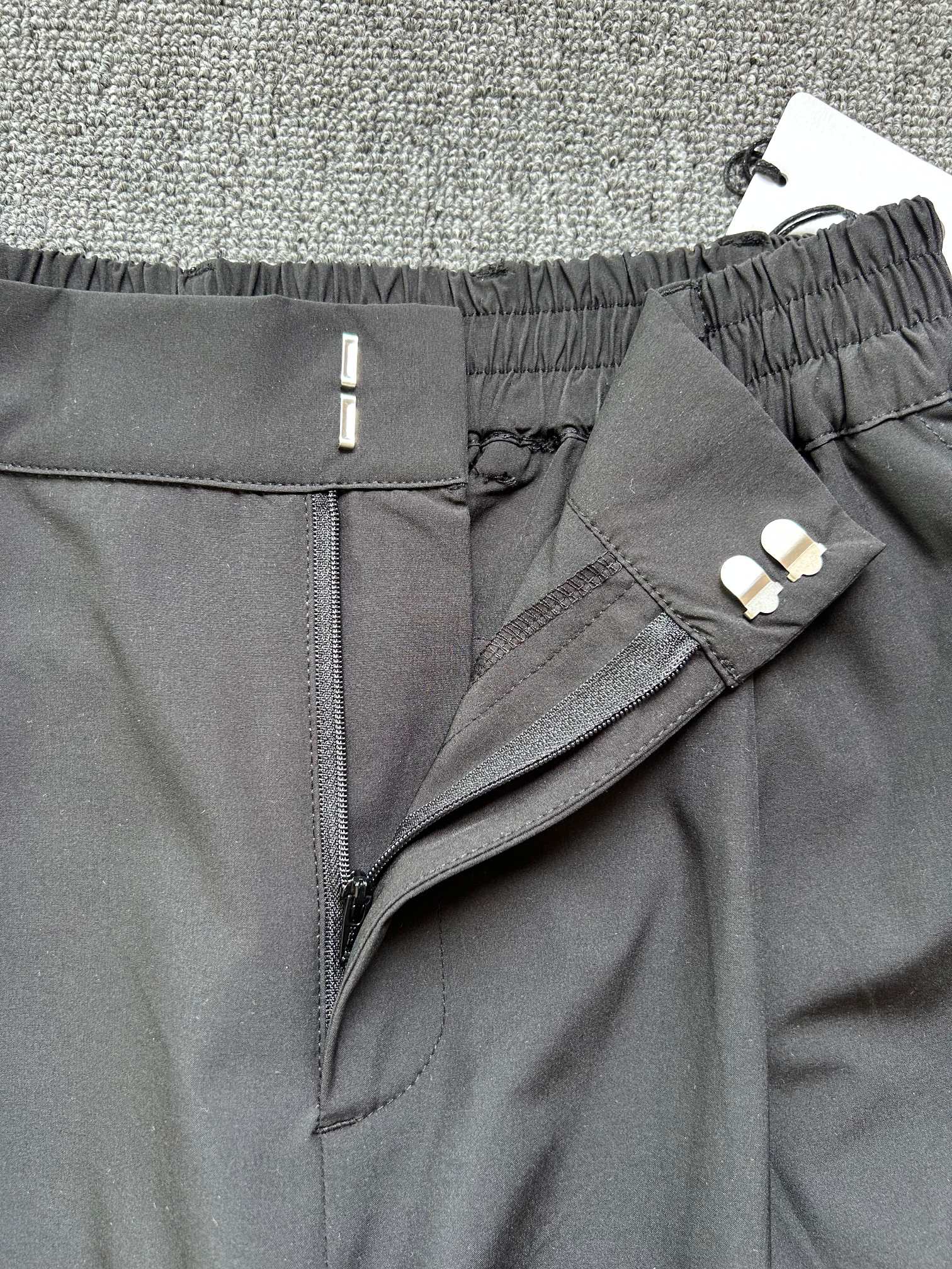Alo Leggings Detailed real shots yoga