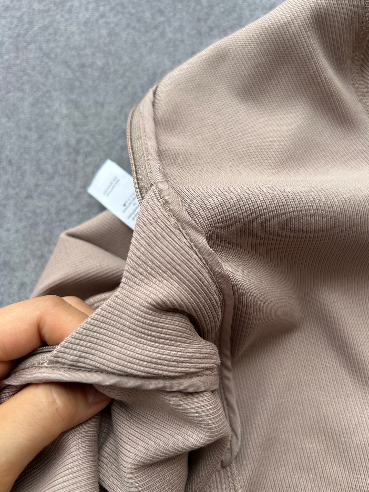 Alo long sleeve yoga taupe