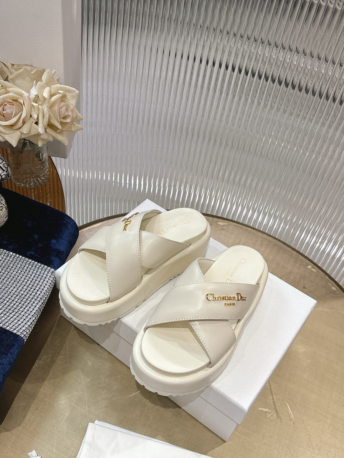 Dior 迪奥2026春夏新款 一字带拖鞋凉鞋 简单大方‘低调奢华