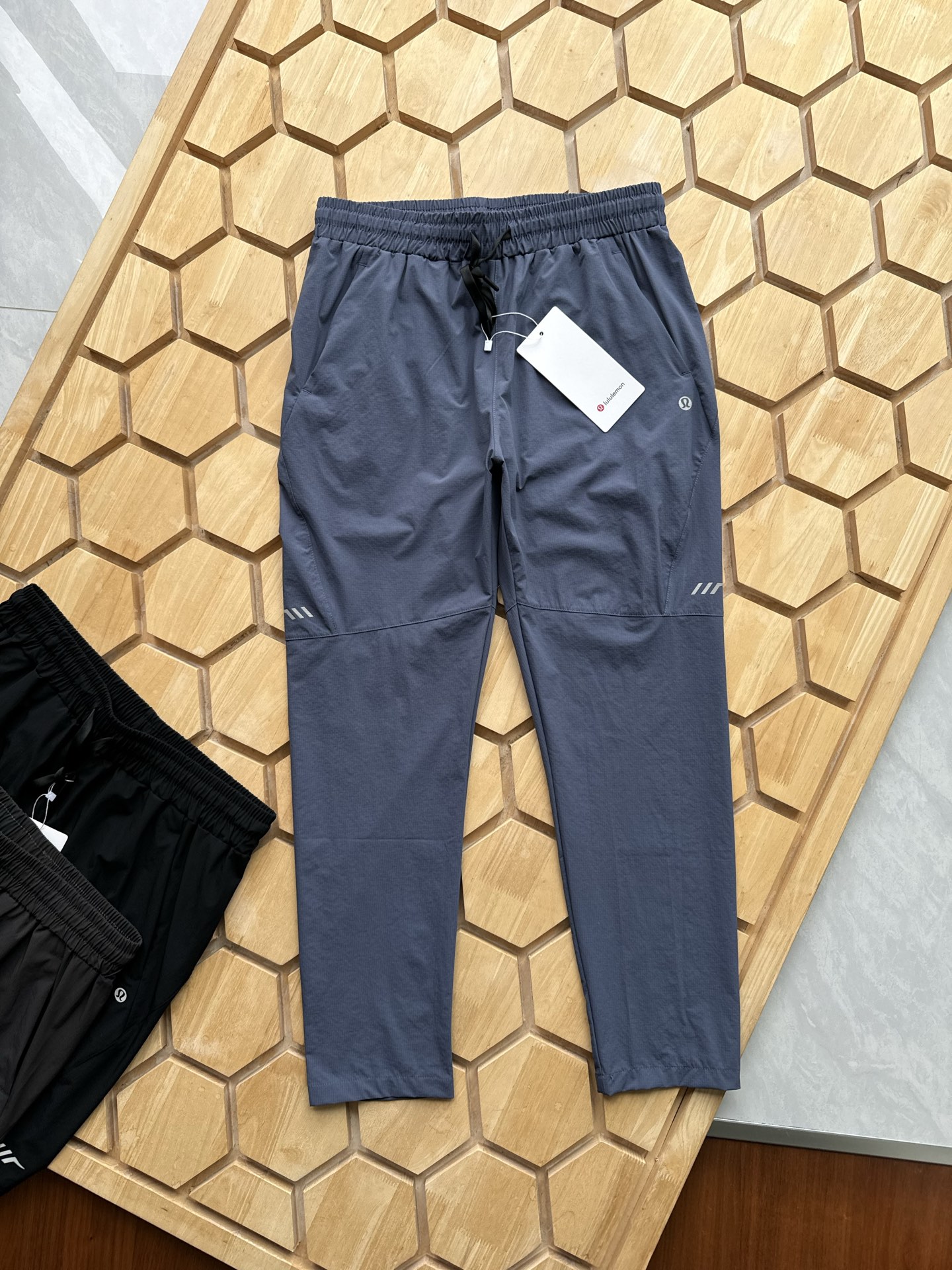 Lulu Men's Bottoms Lululemon ® athletica0 Men's 3D Lulu Men's Bottoms yoga