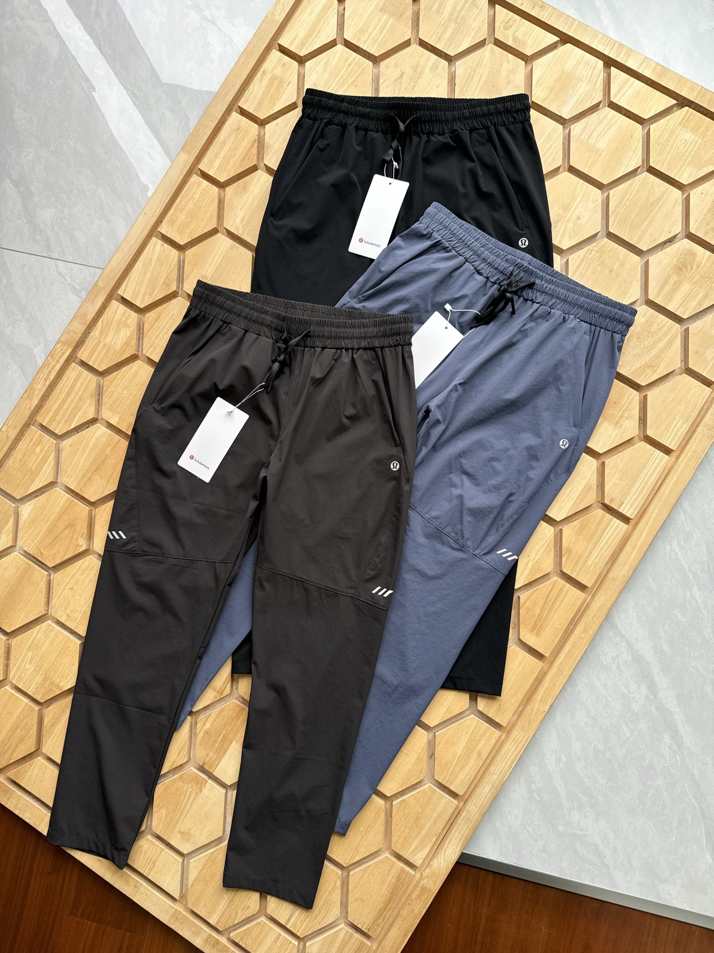 Lulu Men's Bottoms Lululemon ® athletica0 Men's 3D Lulu Men's Bottoms yoga