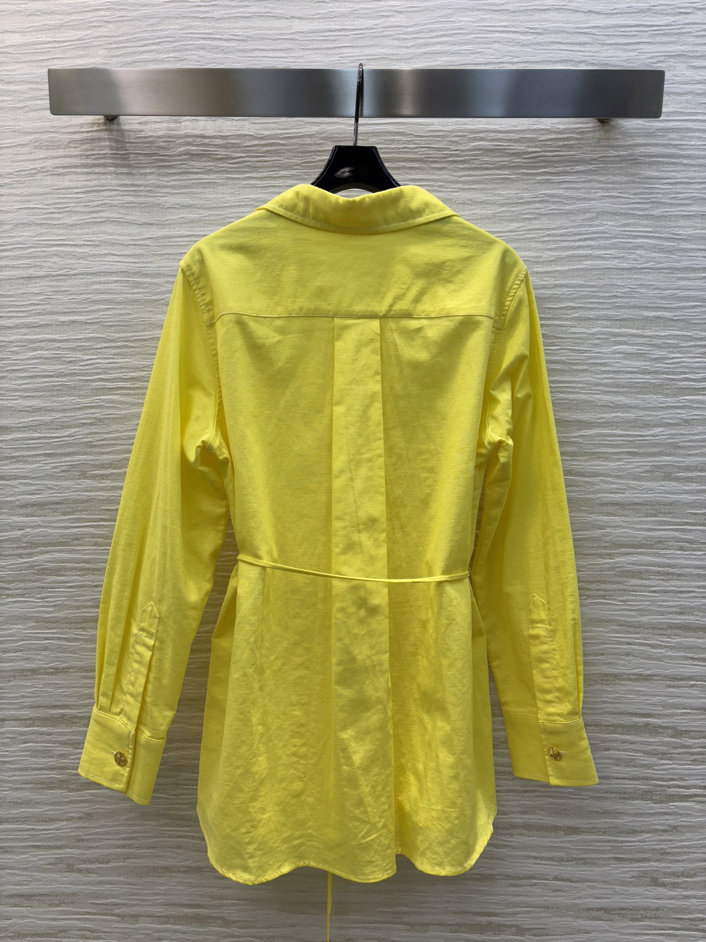 Stylish Spring-Summer Dress Set by Tory Bur*h: Linen Shirt with Belt - 图片 8