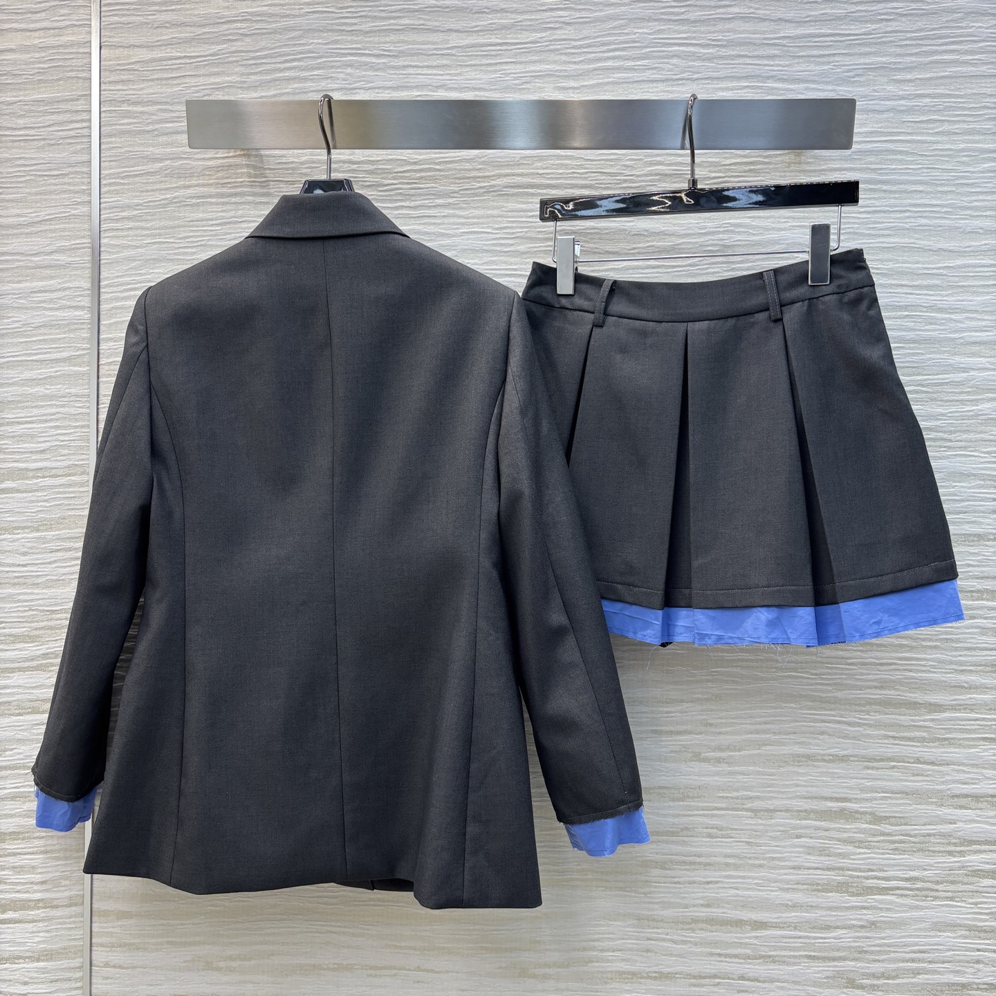 Miu Miu Women's Blazer and Pleated Skirt Set - Fashionable & Chic 9 i1740924837360 1399 0 7