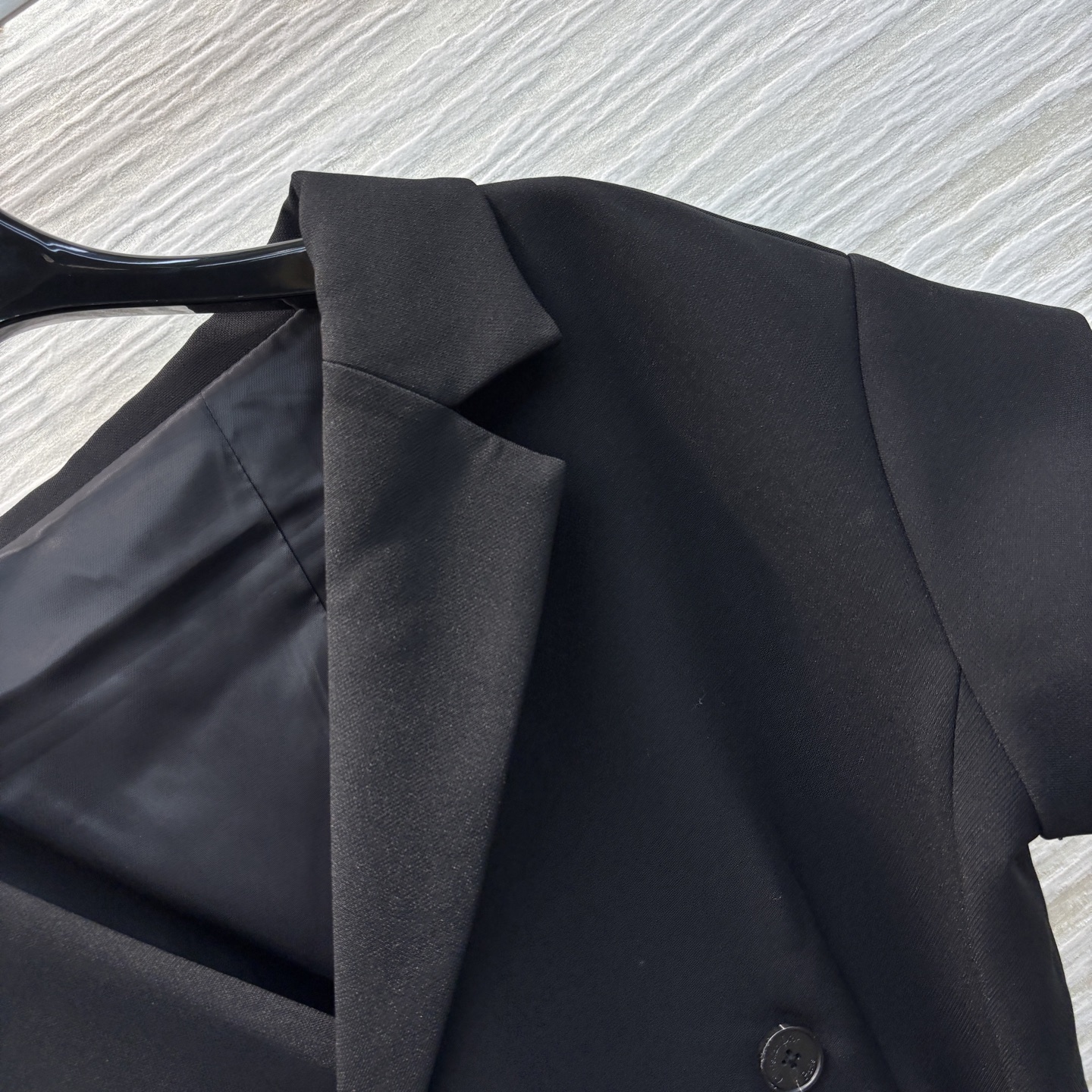 Dior Spring 2025 Off-Shoulder Blazer Midi Dress with Belt - Elegant & Chic 6 i1741095699889 1610 0 3