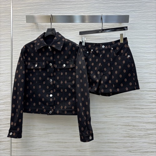Conjunto Vaquero con Estampado Logo para Mujer - Chaqueta y Pantalones Cortos 1 Conjunto Vaquero con Estampado Logo para Mujer - Chaqueta y Pantalones Cortos