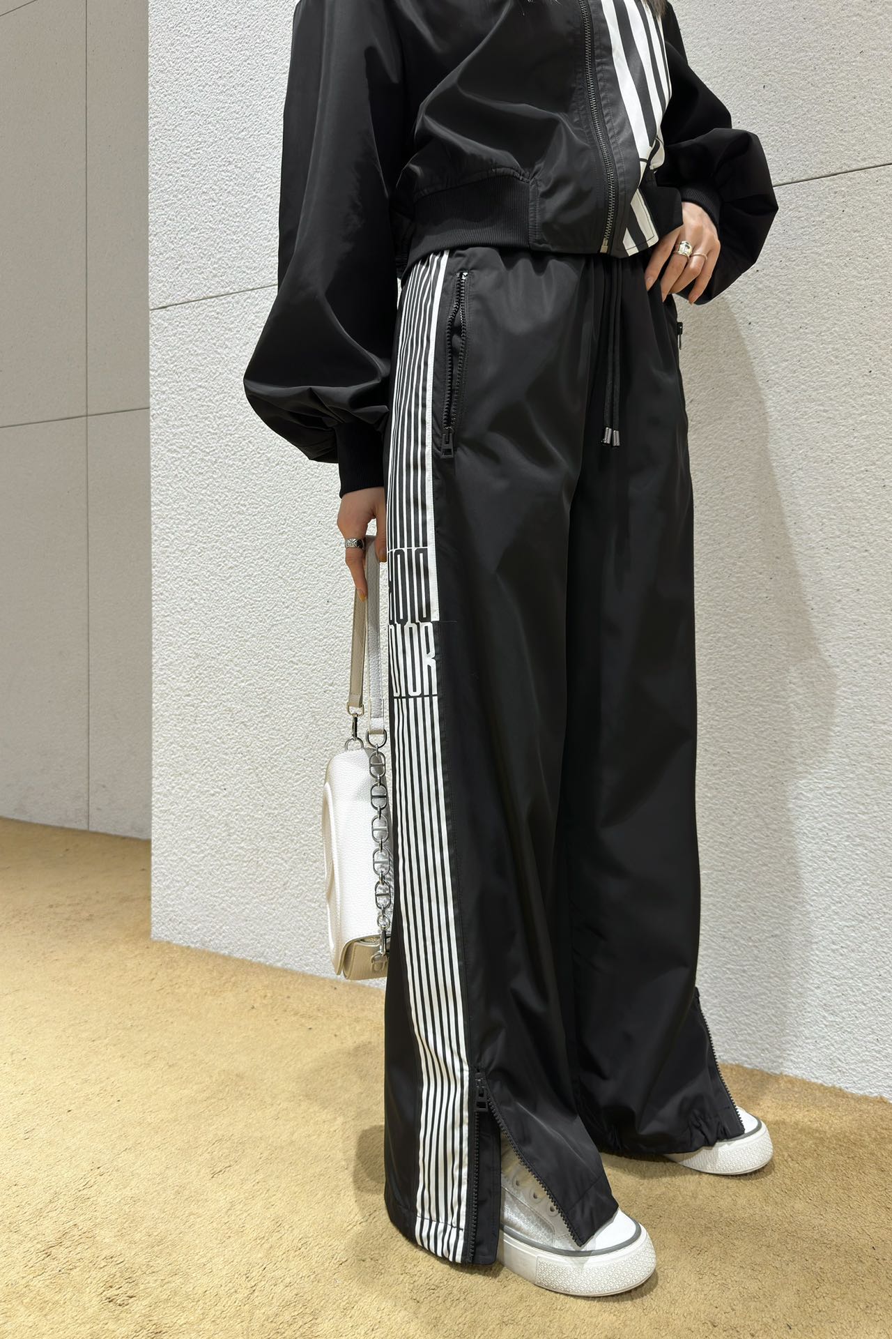 NO:324387,upper body picture, alexander wang19860909上身图,,alexander wang,Women's clothing