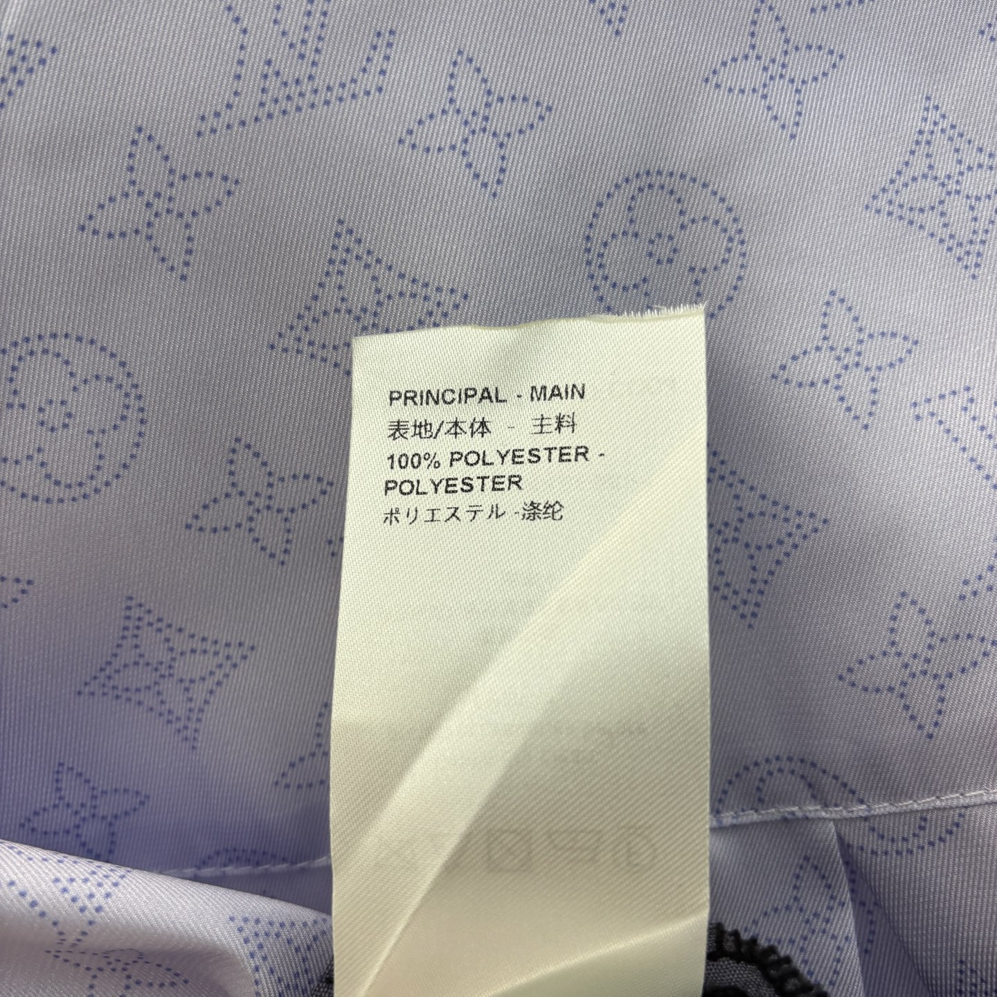 L家 25春夏 蕾丝边装饰老花印花睡衣套装 清新优雅的气质 经典老花图案 蕾丝边拼接翻领短款衬衫+松紧休