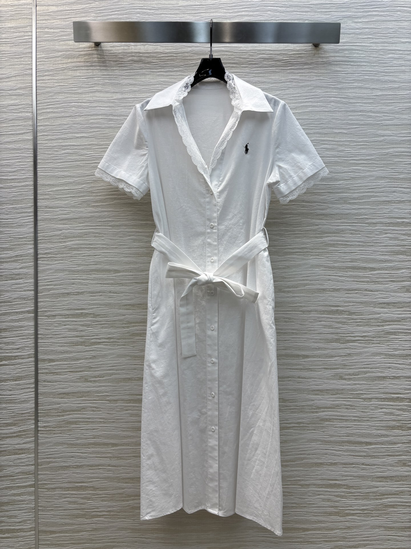 Pony Embroidered Dress: French Sweet Style with Retro Romance and Lace Details - 图片 1