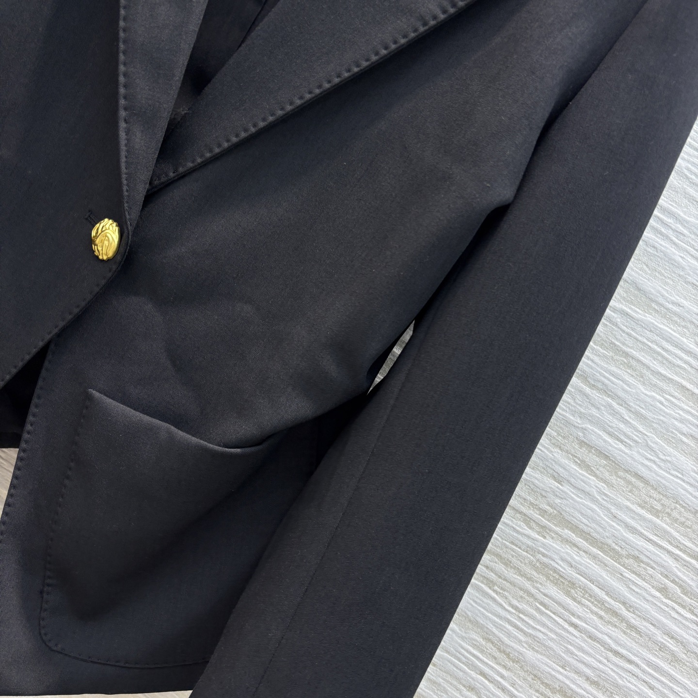 Sch家 25新款 翻领金扣收腰西服外套+多样排扣半裙 时髦感西装 百搭大气 充满腔调感 独一份时髦 收