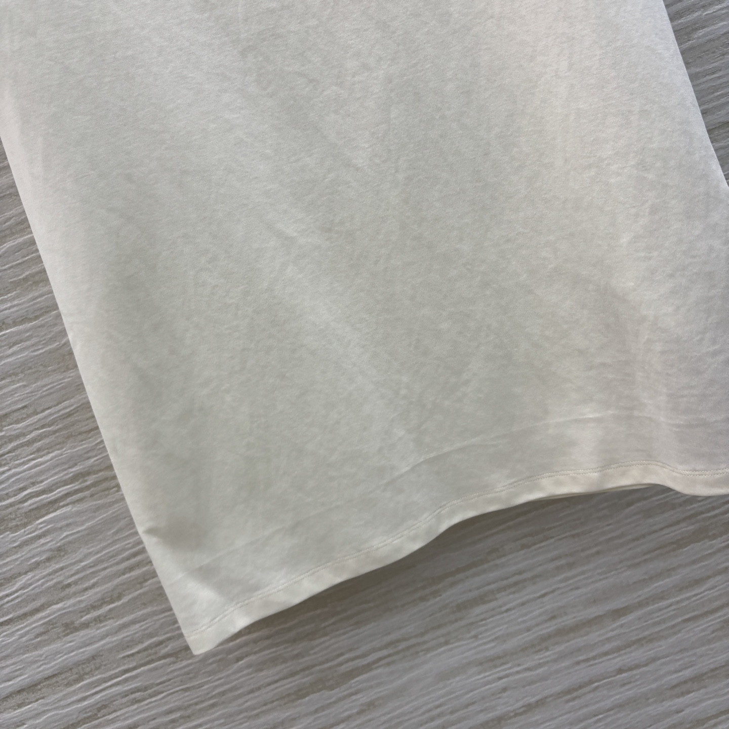 MiU家 25早春新款 POLO领连衣裙 黑白撞色设计特别吸睛  胸前经典字母logo刺绣点缀 低调又时