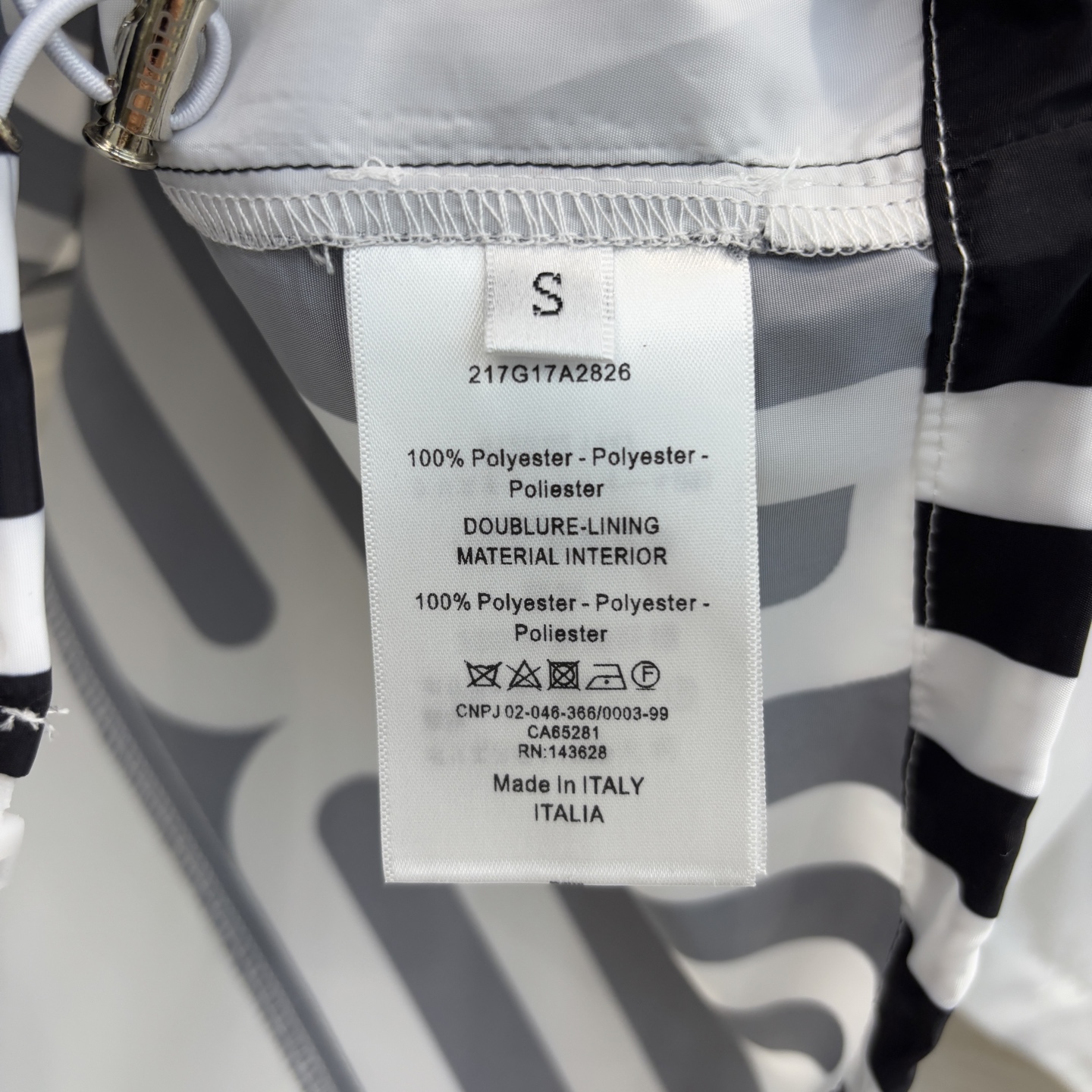 D家 25春夏 撞色字母织带运动休闲套装 一套休闲又时尚的运动套装  立领拉链无袖上衣+高腰双侧织带短裤