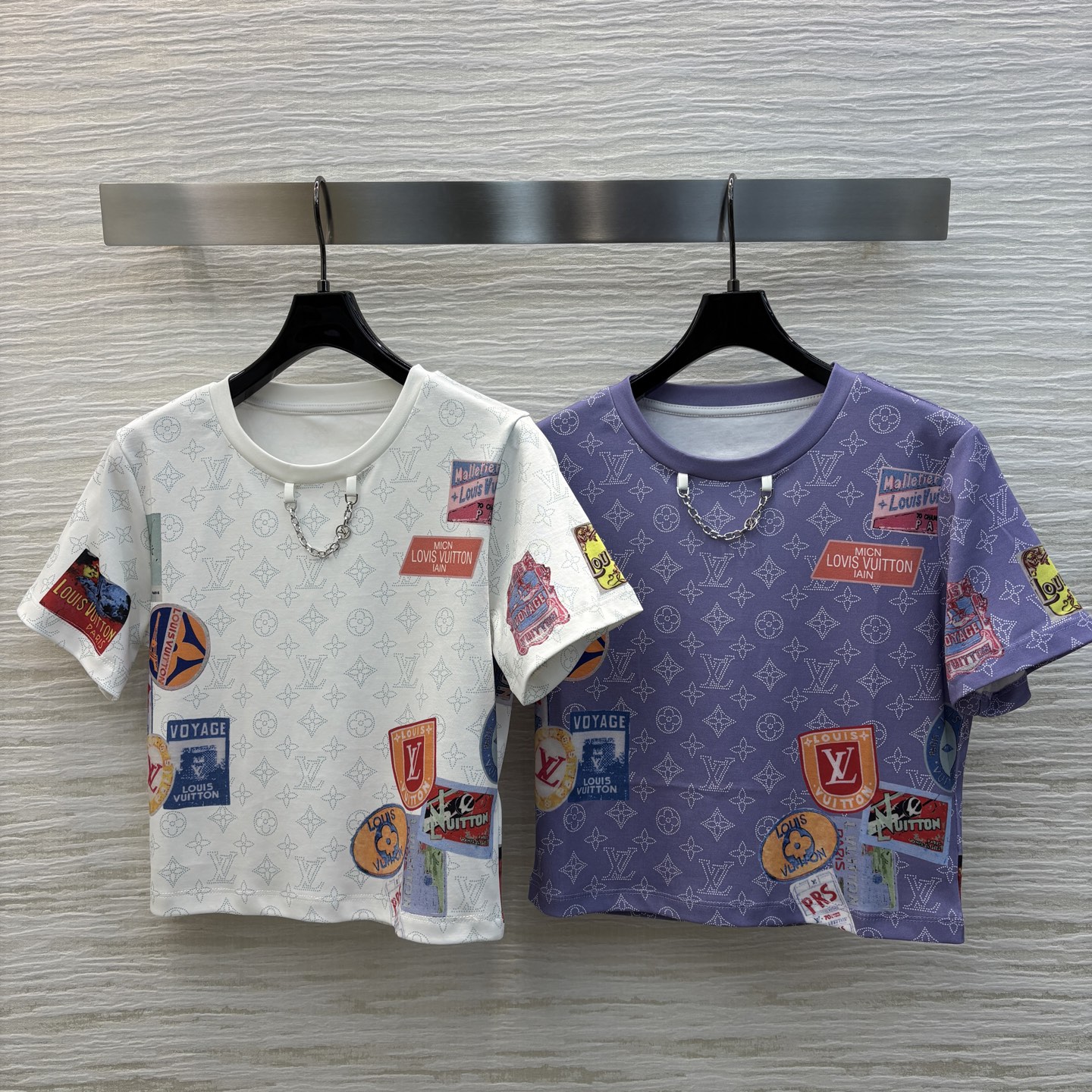 L家 25早春新款Monogram 图案老花提花短袖T恤 定制Monogram 图案印花暗纹老花纯棉面料