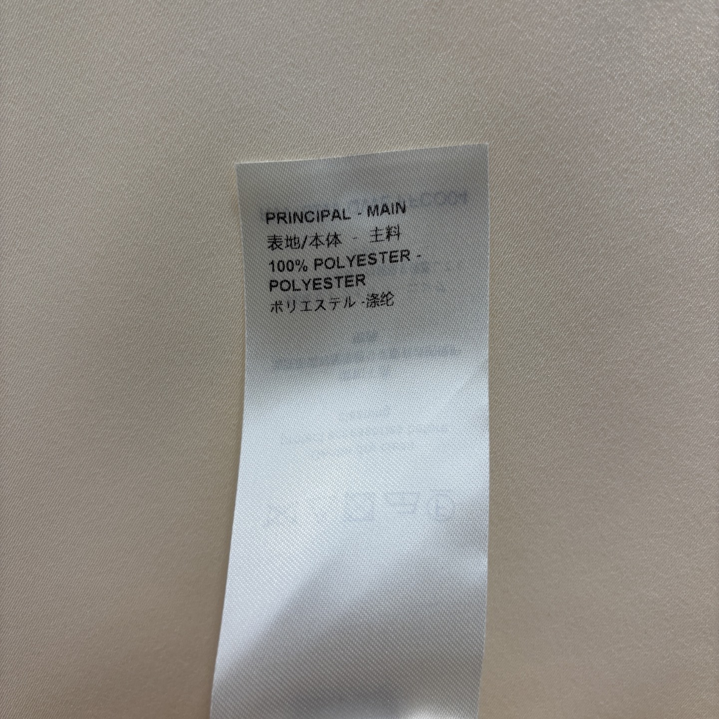 L家 25早春新款 金属装饰双排扣小飞袖西装马甲外套 三叶草五装装饰点亮造型 中长款修身版型 腰间定制的