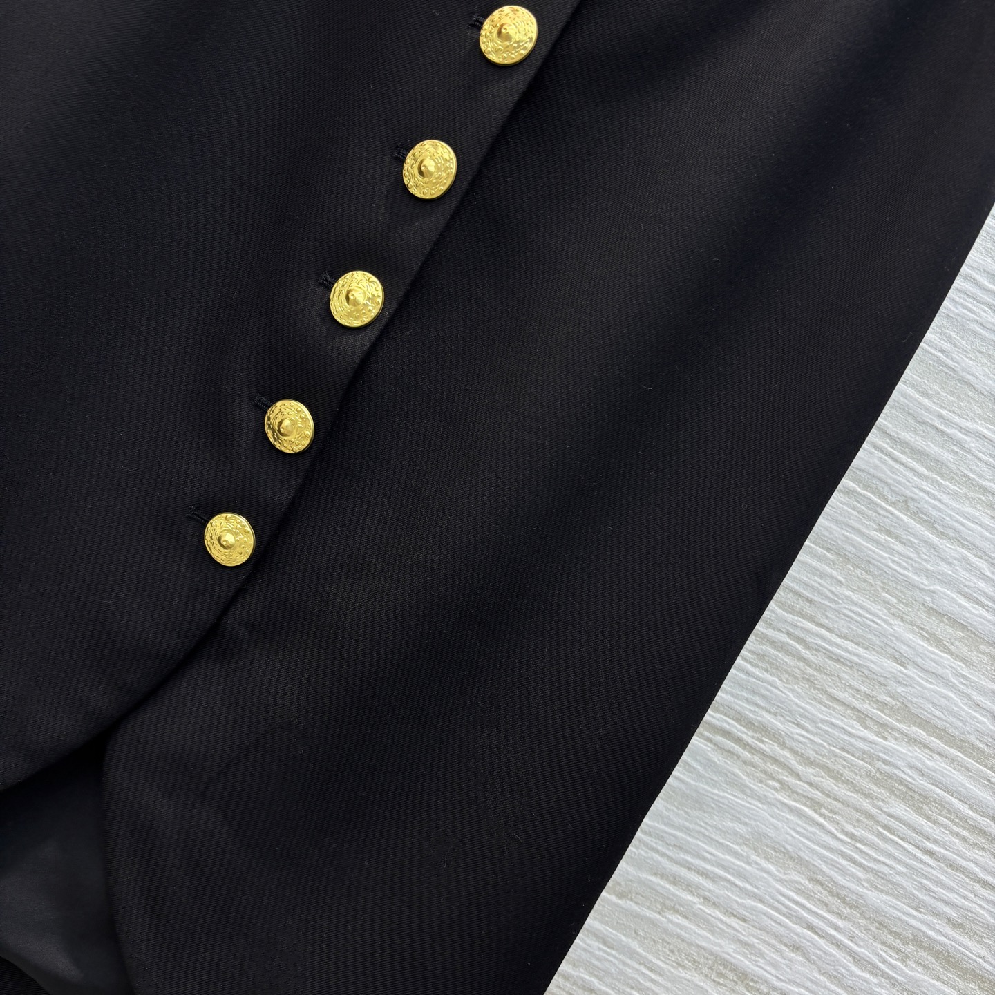 Sch家 25新款 V金扣收腰西服外套+多样排扣半裙 时髦感V领双口袋外套 百搭大气 充满腔调感 独一份