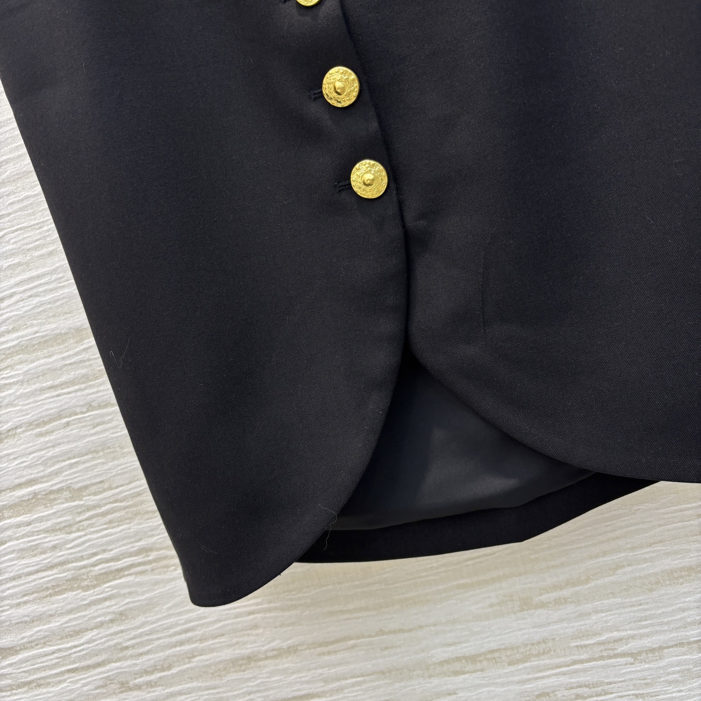 Sch家 25新款 V金扣收腰西服外套+多样排扣半裙 时髦感V领双口袋外套 百搭大气 充满腔调感 独一份