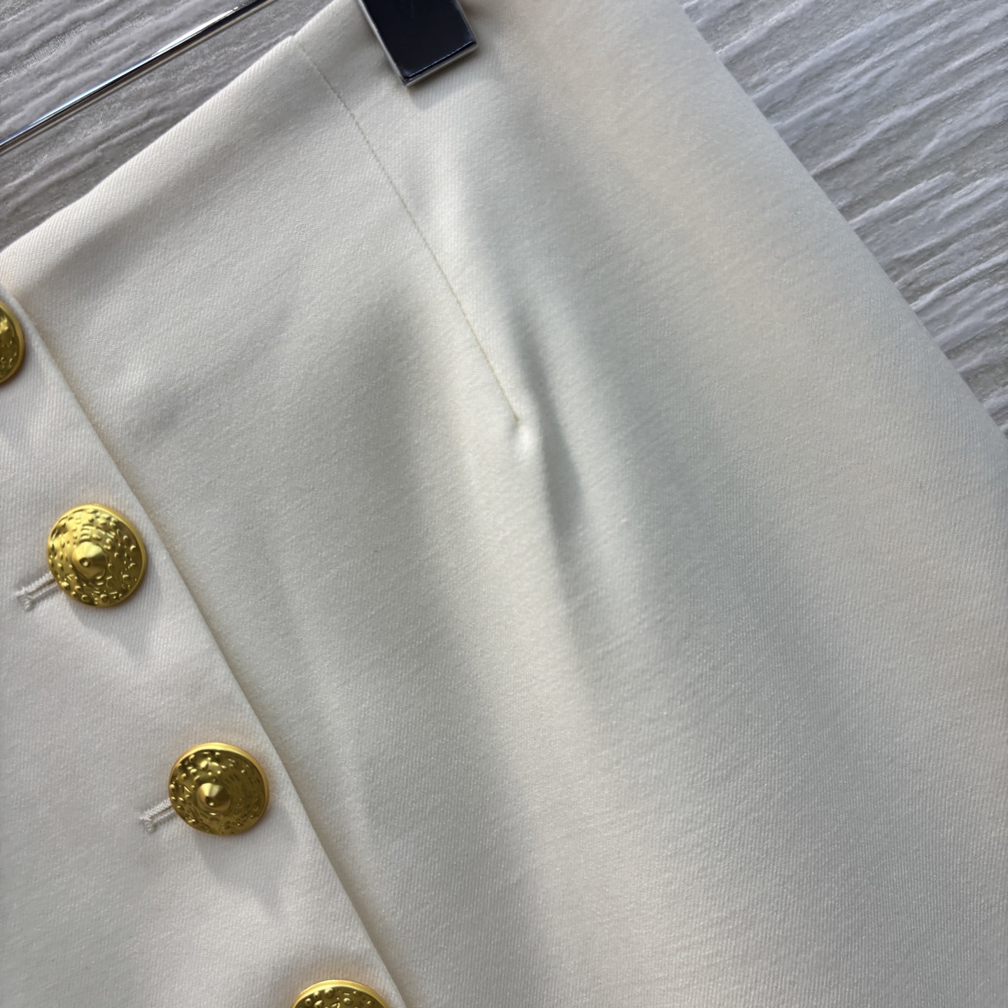 Sch家 25新款 V金扣收腰西服外套+多样排扣半裙 时髦感V领双口袋外套 百搭大气 充满腔调感 独一份