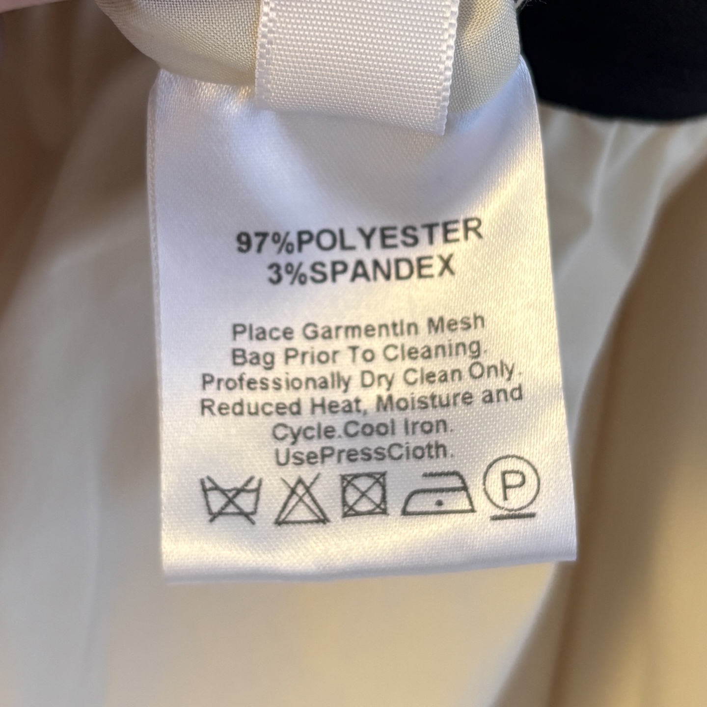 PD家 25新款 不规则荷叶边半身裙 高腰不规则裙摆设计 多种穿搭 搭配衬衫穿搭吸睛又复古时髦 不规则荷