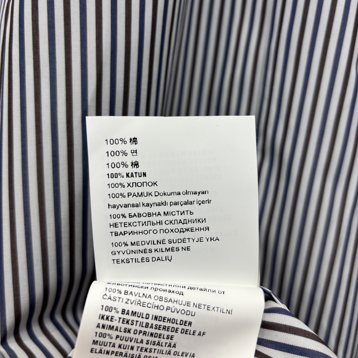 PD家 25春夏 圆领条纹设计无袖背心裙 条纹设计修饰身形 简约又显瘦 低调logo字母刺绣彰显大牌风范
