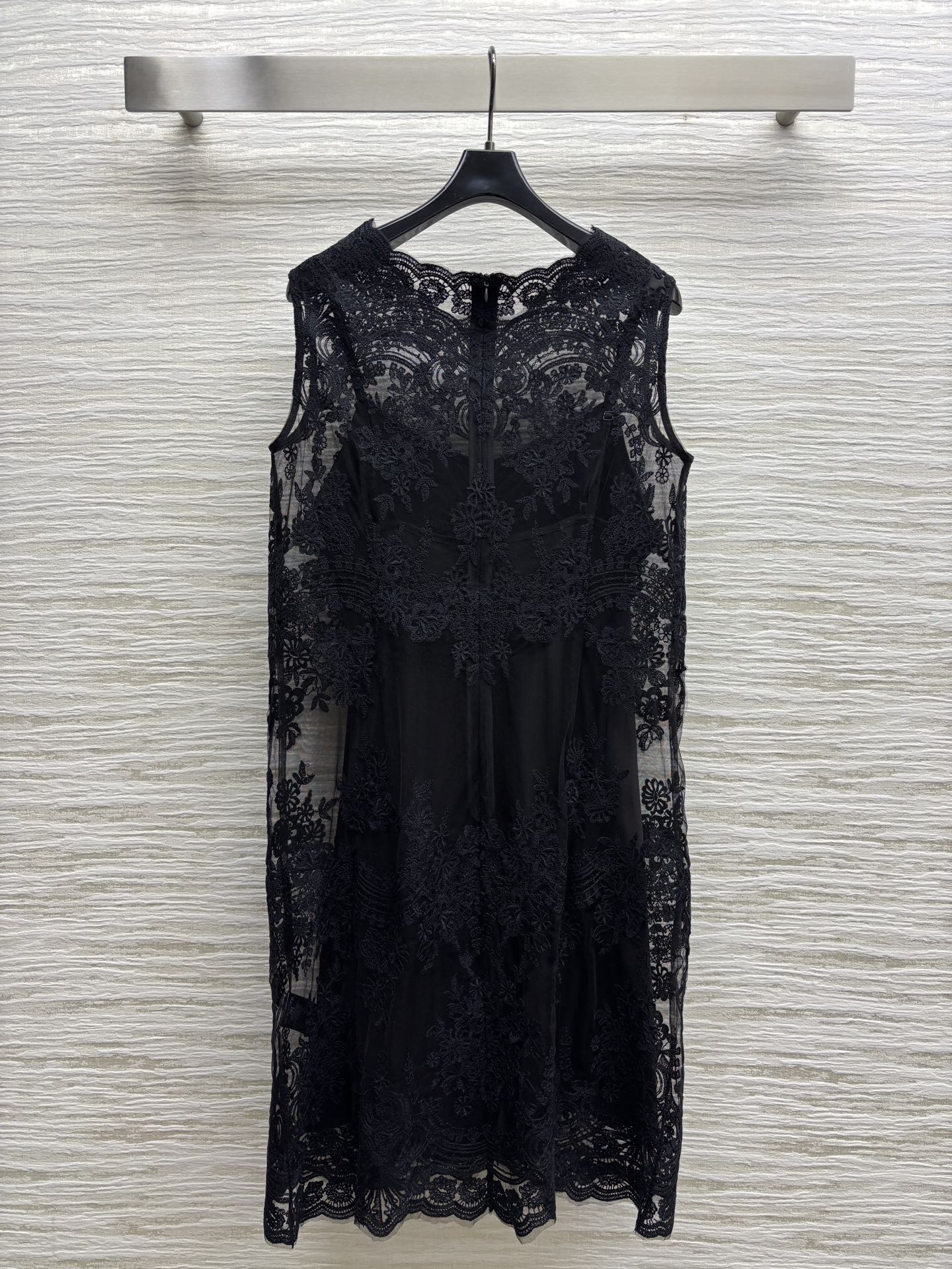 Fashionable Lace Dress: P1196 with Handmade Details, Tech Laces, Silk Accents, and Color Options - 图片 8