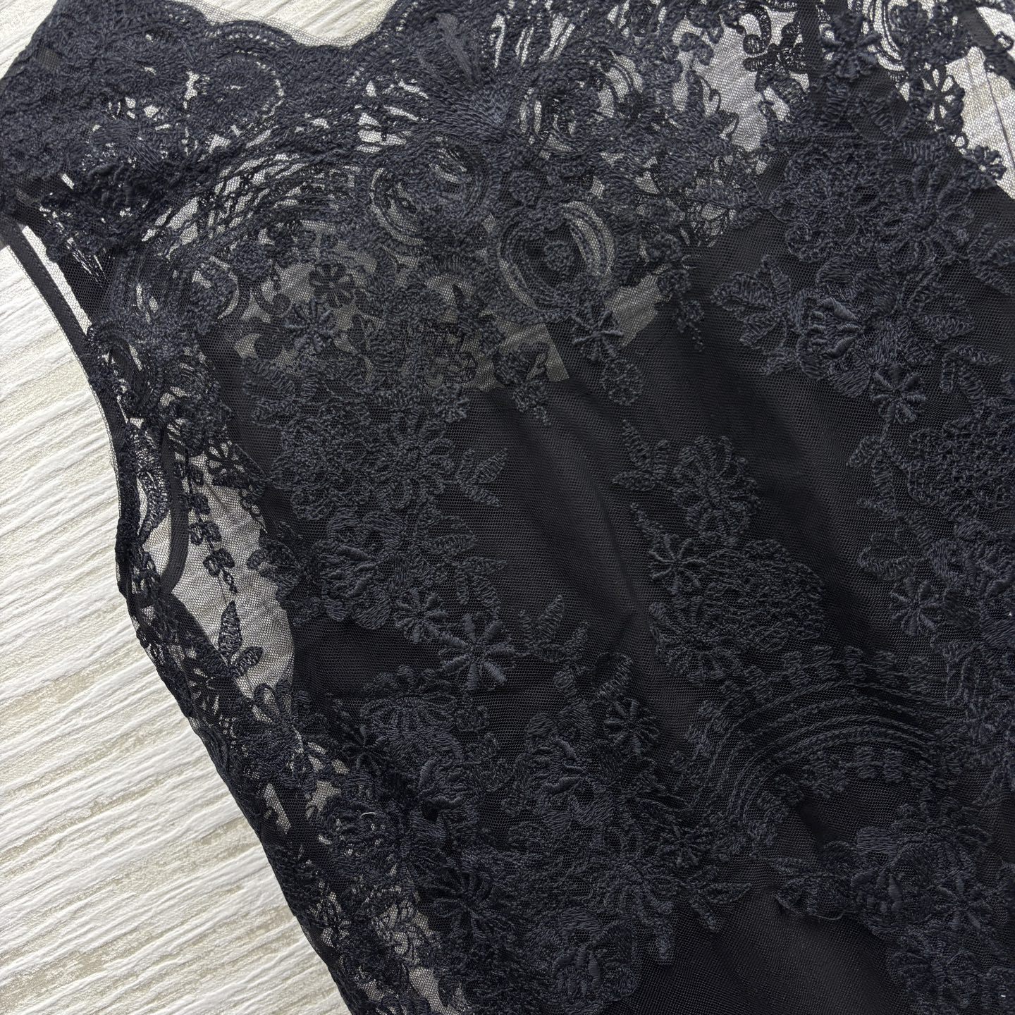 Fashionable Lace Dress: P1196 with Handmade Details, Tech Laces, Silk Accents, and Color Options - 图片 6