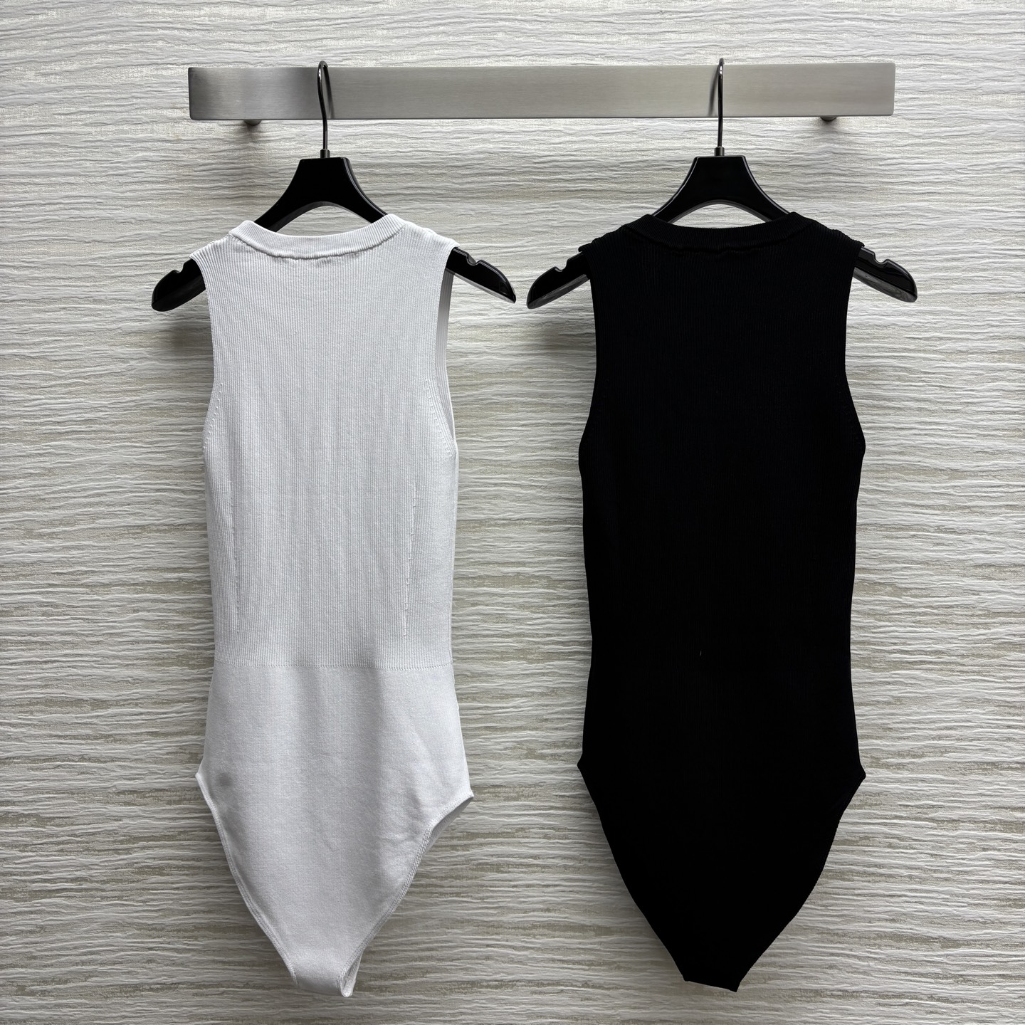 Alaïa Crinoline Knit Bodysuit - Lightweight & High-Stretch, Elegant Design 9 i1746265464618 755 0 7
