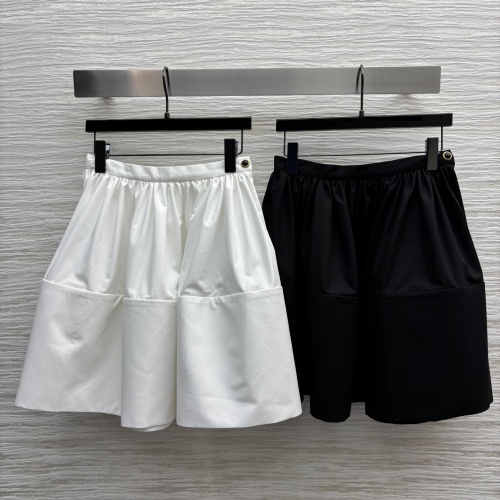 Fashionable High Waist A-Line Skirt for Women - Stylish and Flattering 1 Fashionable High Waist A-Line Skirt for Women - Stylish and Flattering
