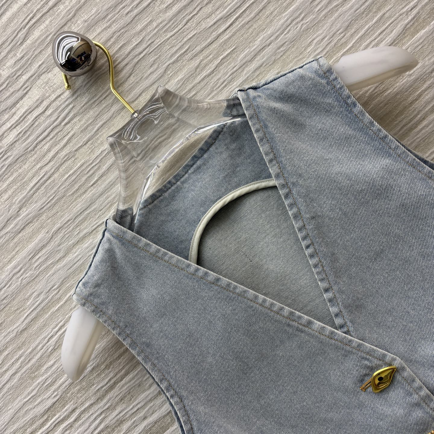 P667 Original Female Clothes: Stylish V-Collar Cowboy Suit for Young Lady - 图片 6