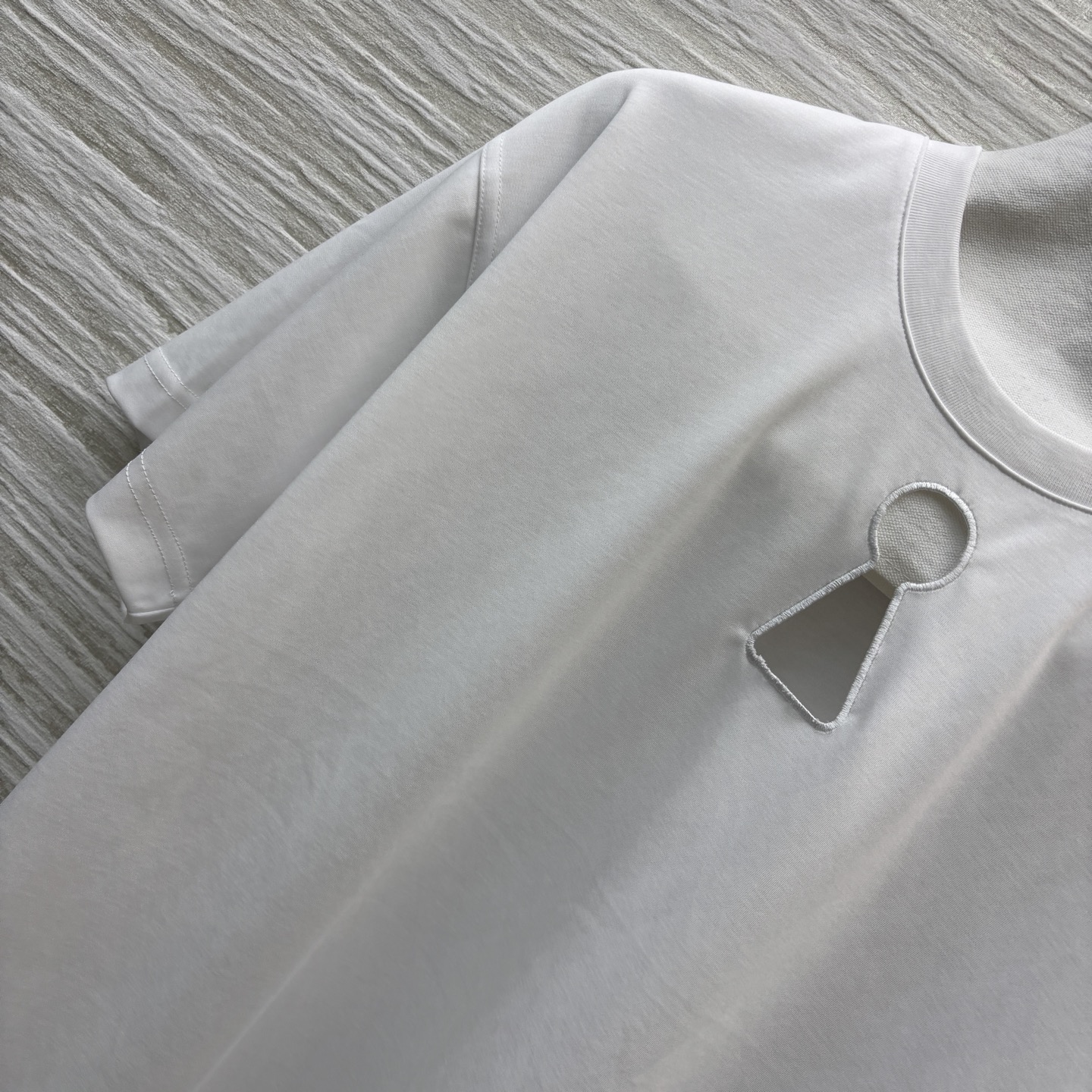 Embroidered Short Sleeve T-Shirt, Classic Brand Design, Unisex Style 4 i1747631079040 9982 0 4