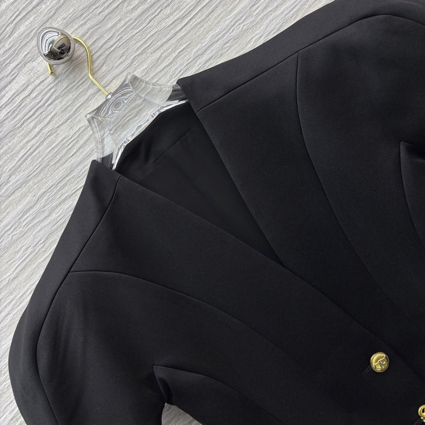 Sch V-Neck Puff Sleeve Dress with Unique Button Accents - Elegant & Chic 5 i1747632151749 5571 0 8