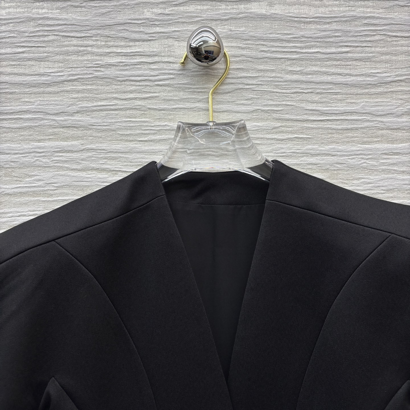 Sch V-Neck Puff Sleeve Dress with Unique Button Accents - Elegant & Chic 3 i1747632153169 4739 0 1