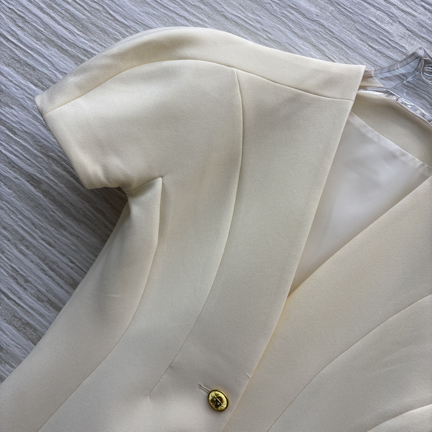 Sch V-Neck Puff Sleeve Mini Dress - Unique Button Detail, Elegant & Chic 4 i1747632210438 3876 0 2