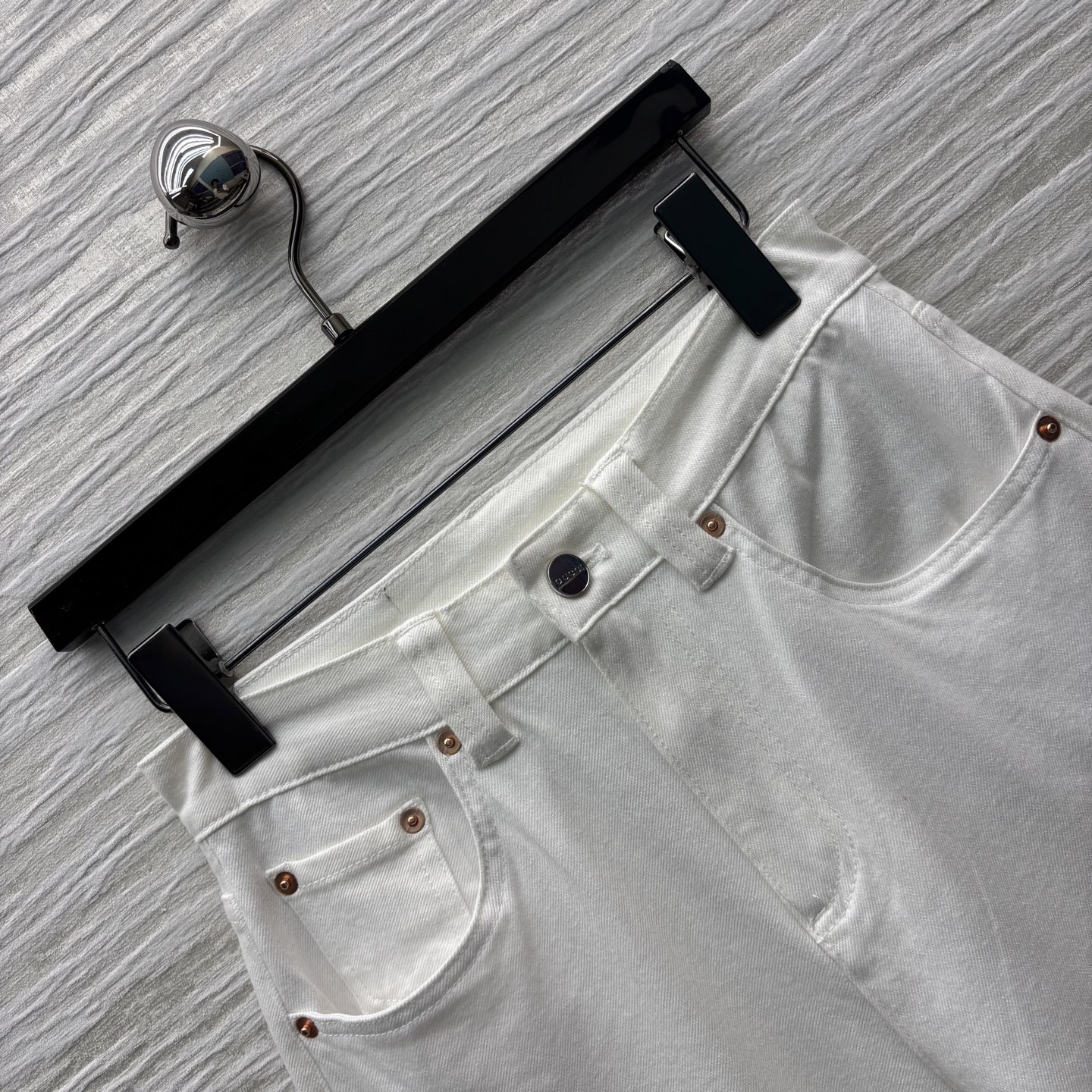 G White Logo Cropped Jeans: Effortless Style & Flattering Fit (26-31) 6 i1747732027066 115 0 6