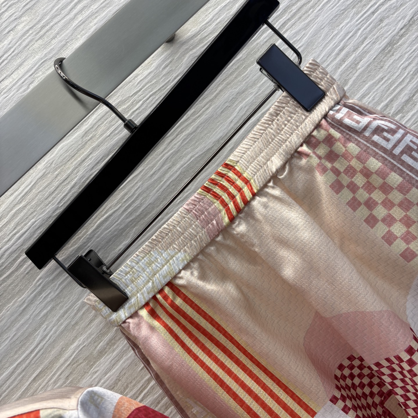 Original Geometric Print Dress Set with High Waist Shorts for Chic Summer Style - 图片 5