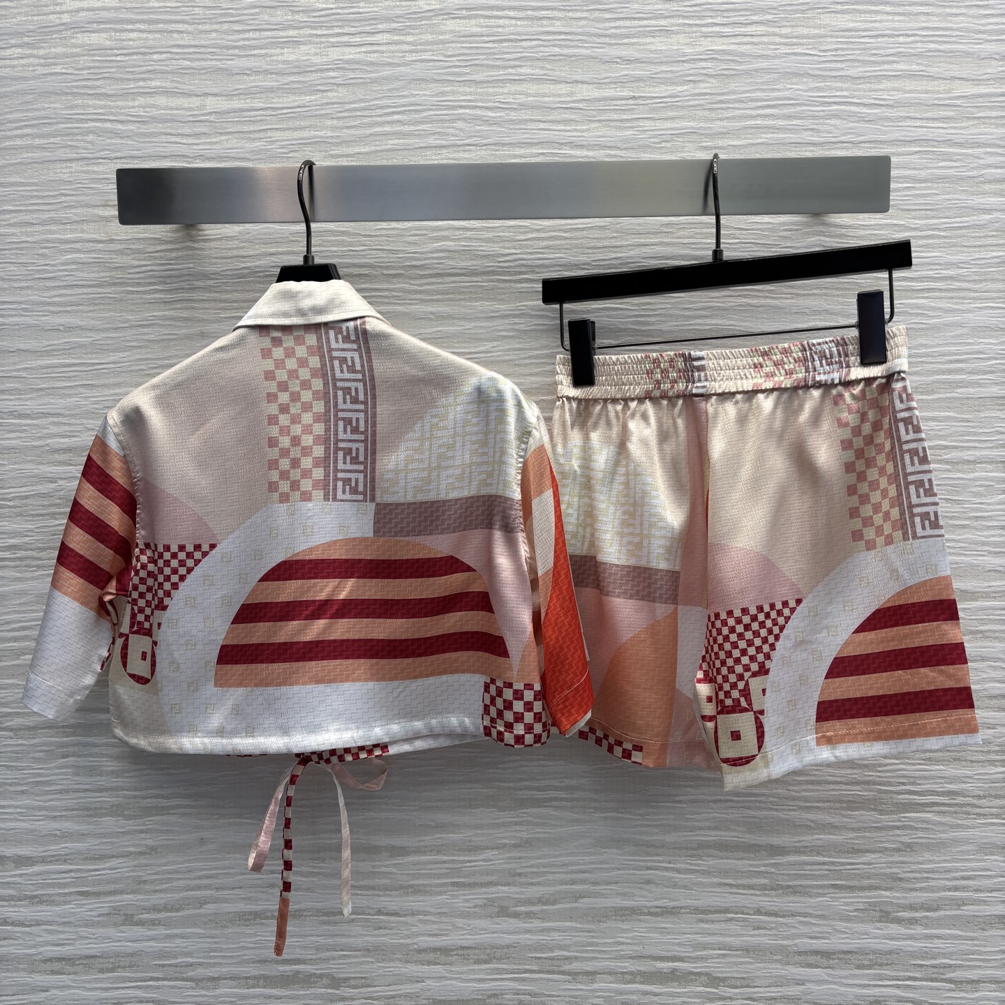 Original Geometric Print Dress Set with High Waist Shorts for Chic Summer Style - 图片 8