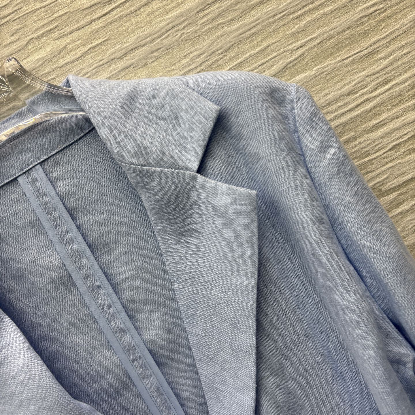 四个码SMLXL Sch家 25新款 亚麻翻领金扣收腰西服外套 时髦感西装 百搭大气 充满腔调感 独一份