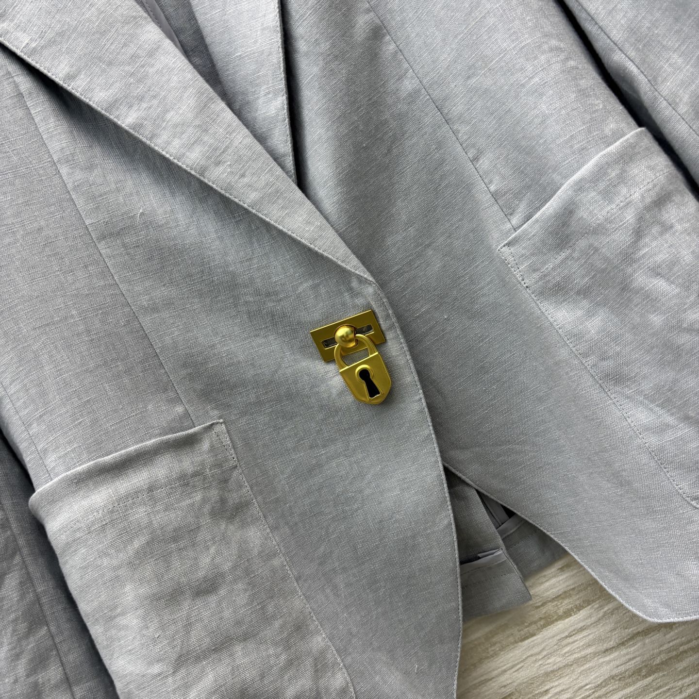 Linen Blazer with Gold Buckle Detail - Spring/Summer Collection 6 i1748879108667 8600 0 7
