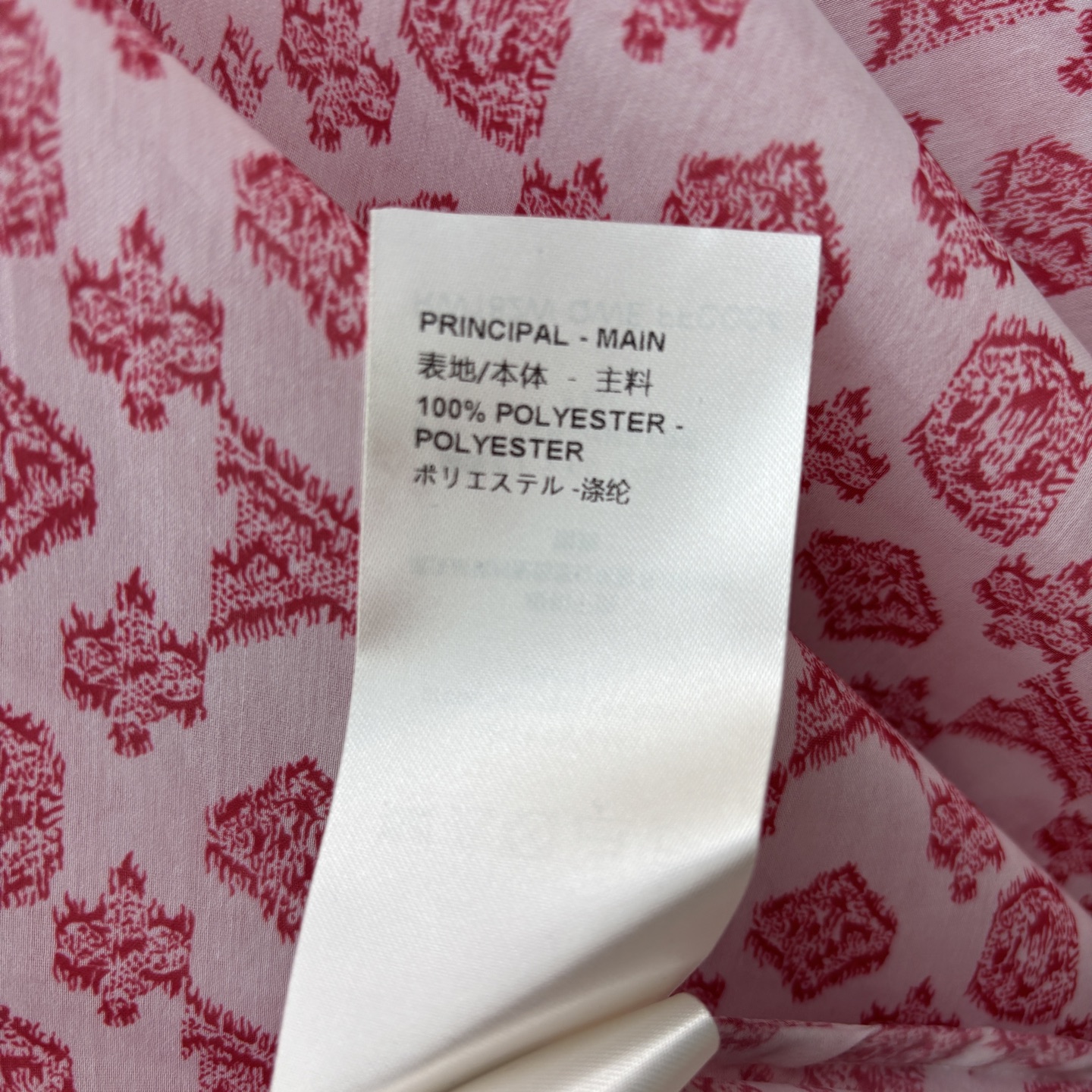 L家 25夏季新款 不规则斗篷式衬衫 版型宽松完全不挑身材 视觉显瘦显清冷气质 L家经典老花花纹配色超级