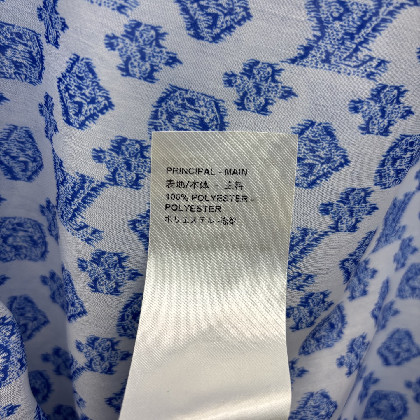 L家 25夏季新款 不规则斗篷式衬衫 版型宽松完全不挑身材 视觉显瘦显清冷气质 L家经典老花花纹配色超级