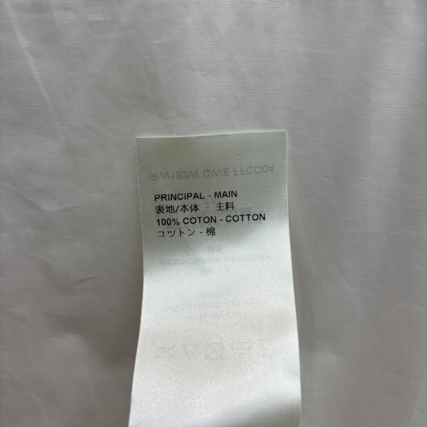 L家 25新款 腰带装饰衬衫裙 清新减龄气质的衬衣设计连衣裙 立体拼接剪裁的百褶裙裙摆 整个裙摆很重工上