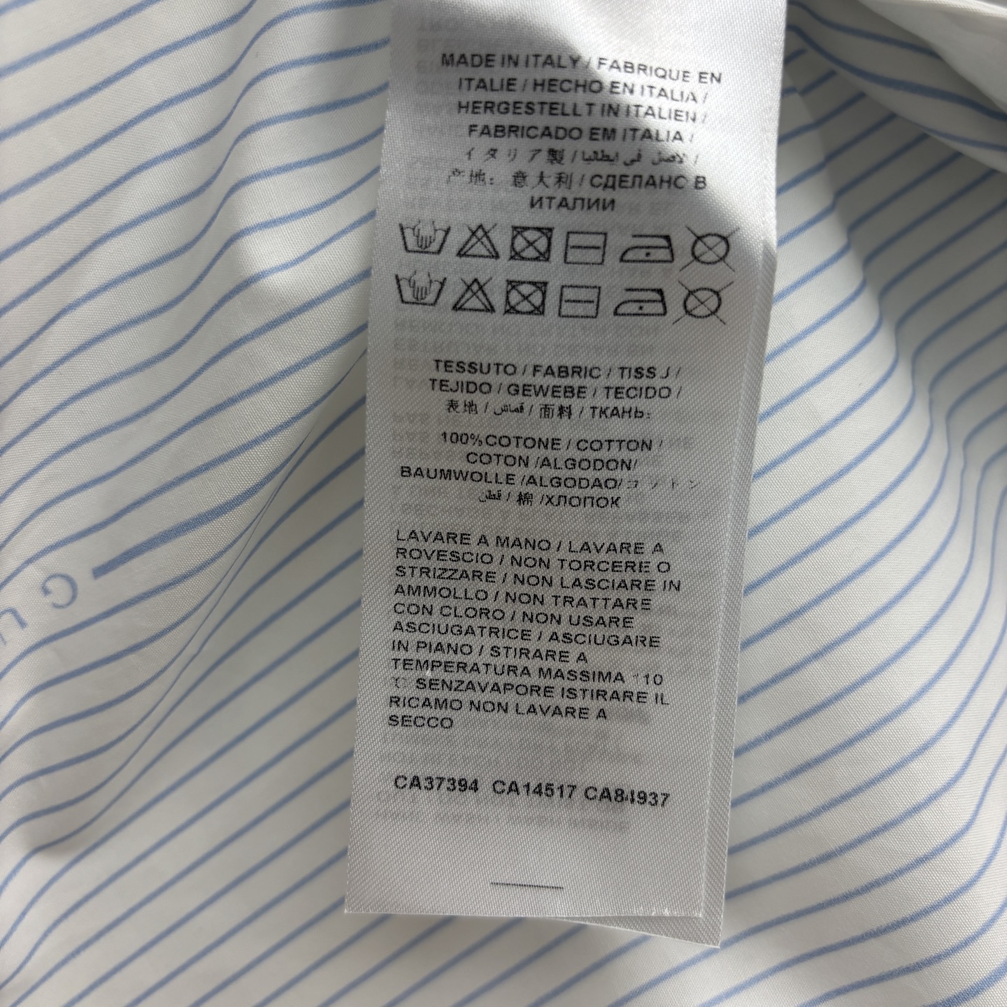 G家 25夏季 撞色条纹logo印花半身裙 高腰直筒排扣版型 敲打好处的裙长 不会压个子又显得很淑女 上