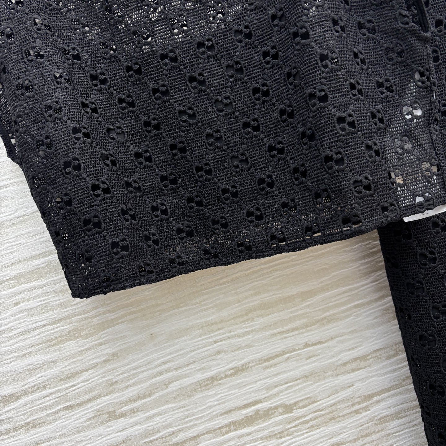 Stylish One-Size-Fits-All Dress and Double G-Dressing Suit Collection Summary - 图片 6