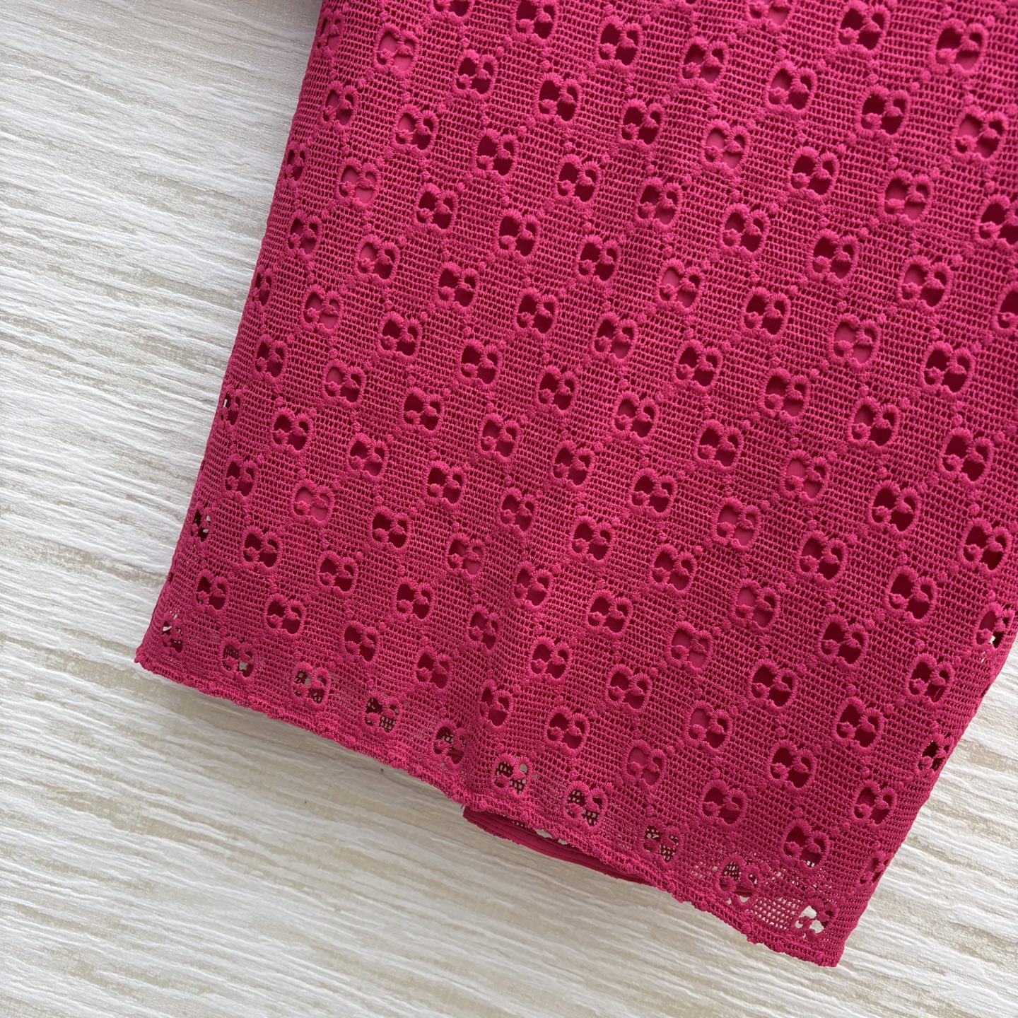 Stylish Original Dress Collection: G’s House Packing with 25 New Pairs and Double G-Dressing Suit - 图片 7