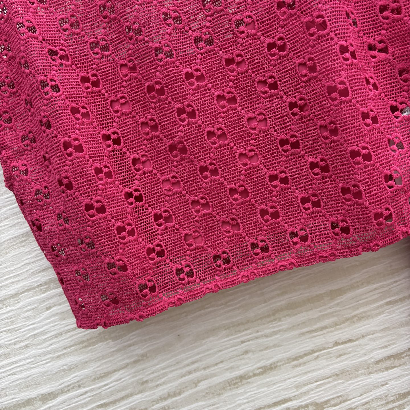 Stylish Original Dress Collection: G’s House Packing with 25 New Pairs and Double G-Dressing Suit - 图片 6