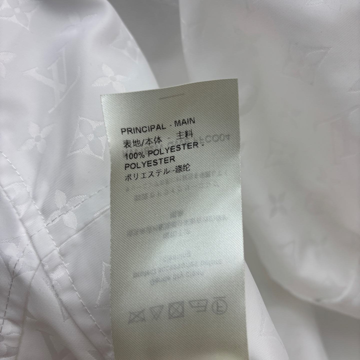 L家 25夏季新款 白色老花连帽外套 通身满印品牌Logo老花 喜欢老花的千万不要错过 耐看经典不会过时
