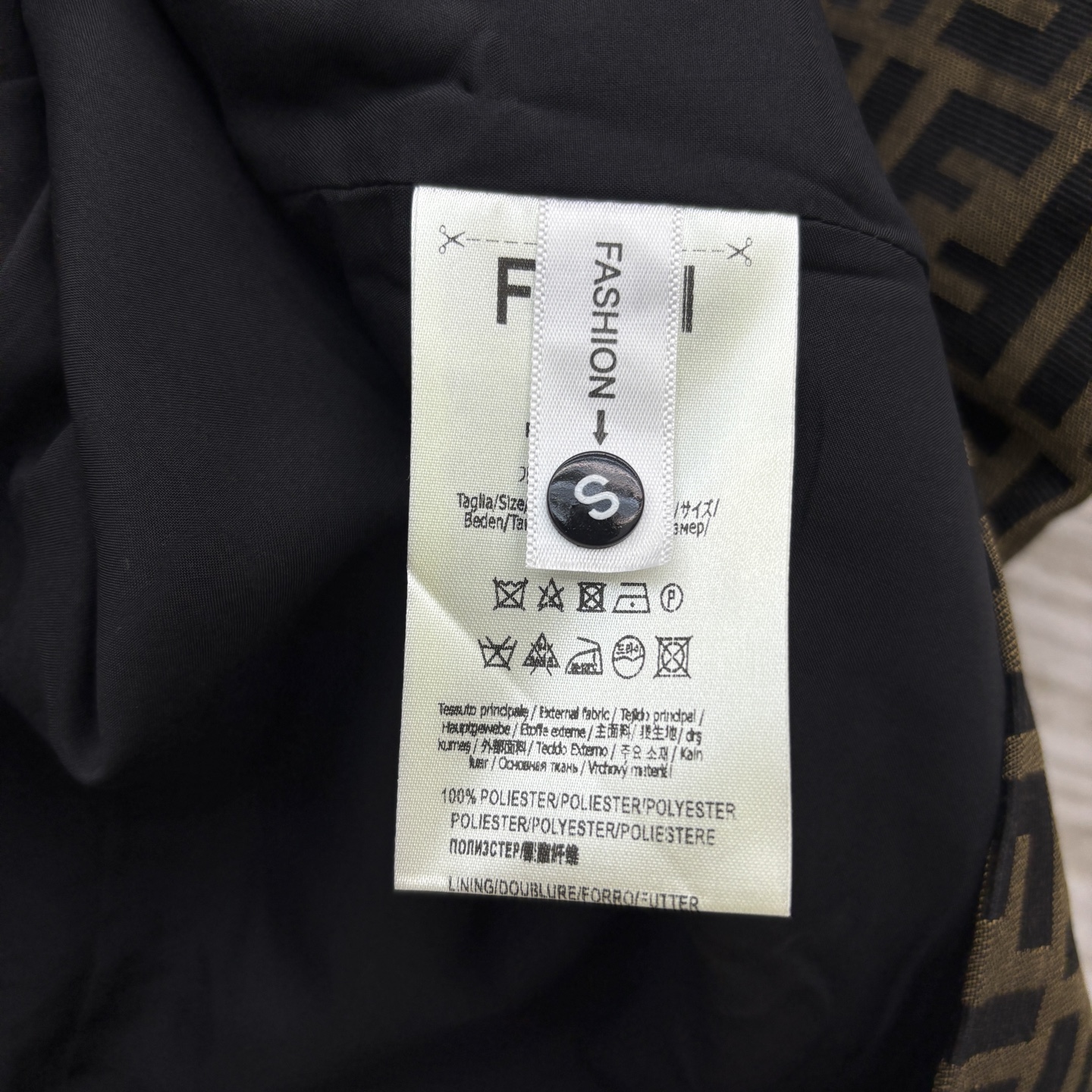 FD家 25夏季新款 双F提花牛仔背心连衣裙 复古时髦又高级的单品 气质圆领拉链设计 修身版型连衣裙  