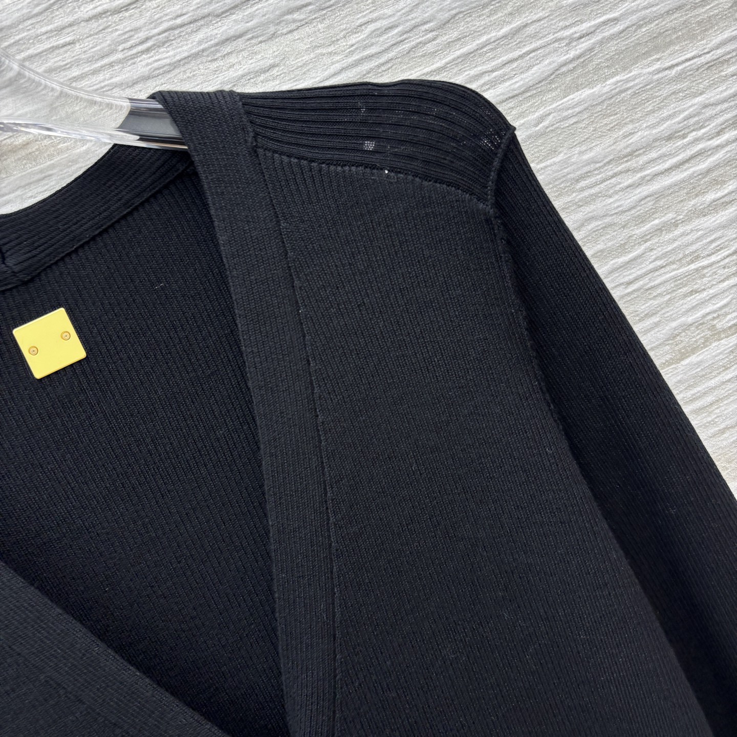 V-Neck Knit Cardigan with Unique Buckle, Loose Fit, Stylish and Age-Reducing 5 i1754142751642 2655 0 5